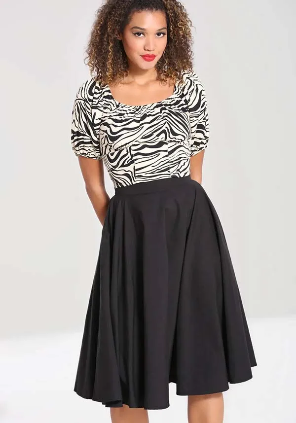 Abi | SKIRT