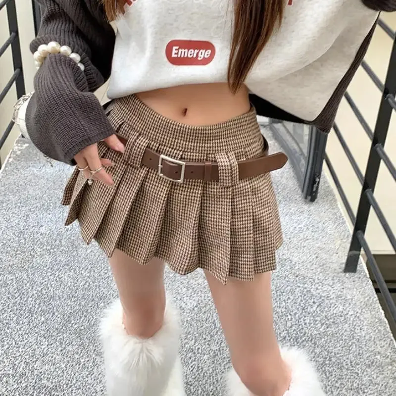 Aiertu Pleated Plaid Skirt Preppy Style Women Vintage Y2k Mini Skirts Korean Style Retro High Waist Sexy Belt Short Skirts