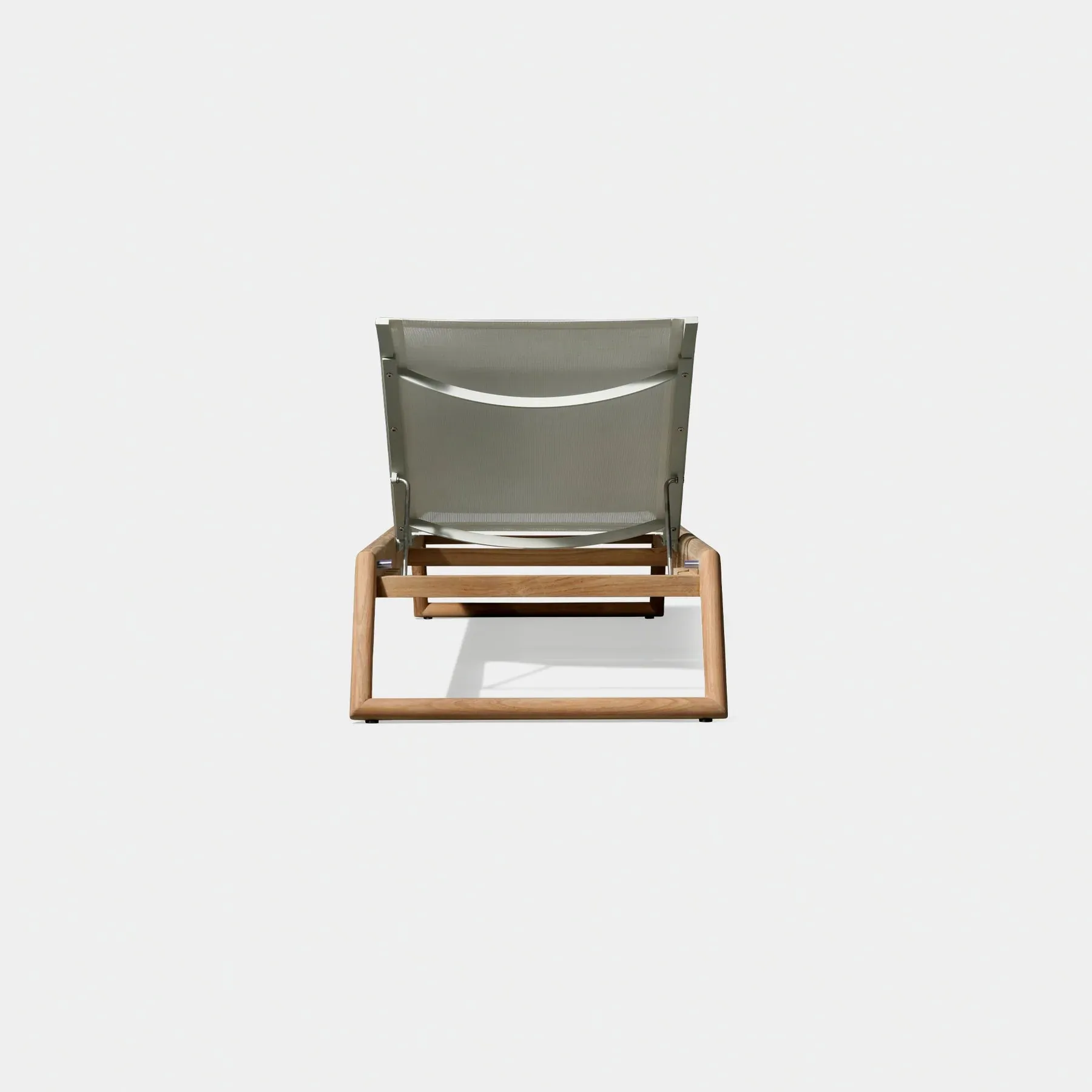 BREEZE XL TEAK STACKING SUN LOUNGE