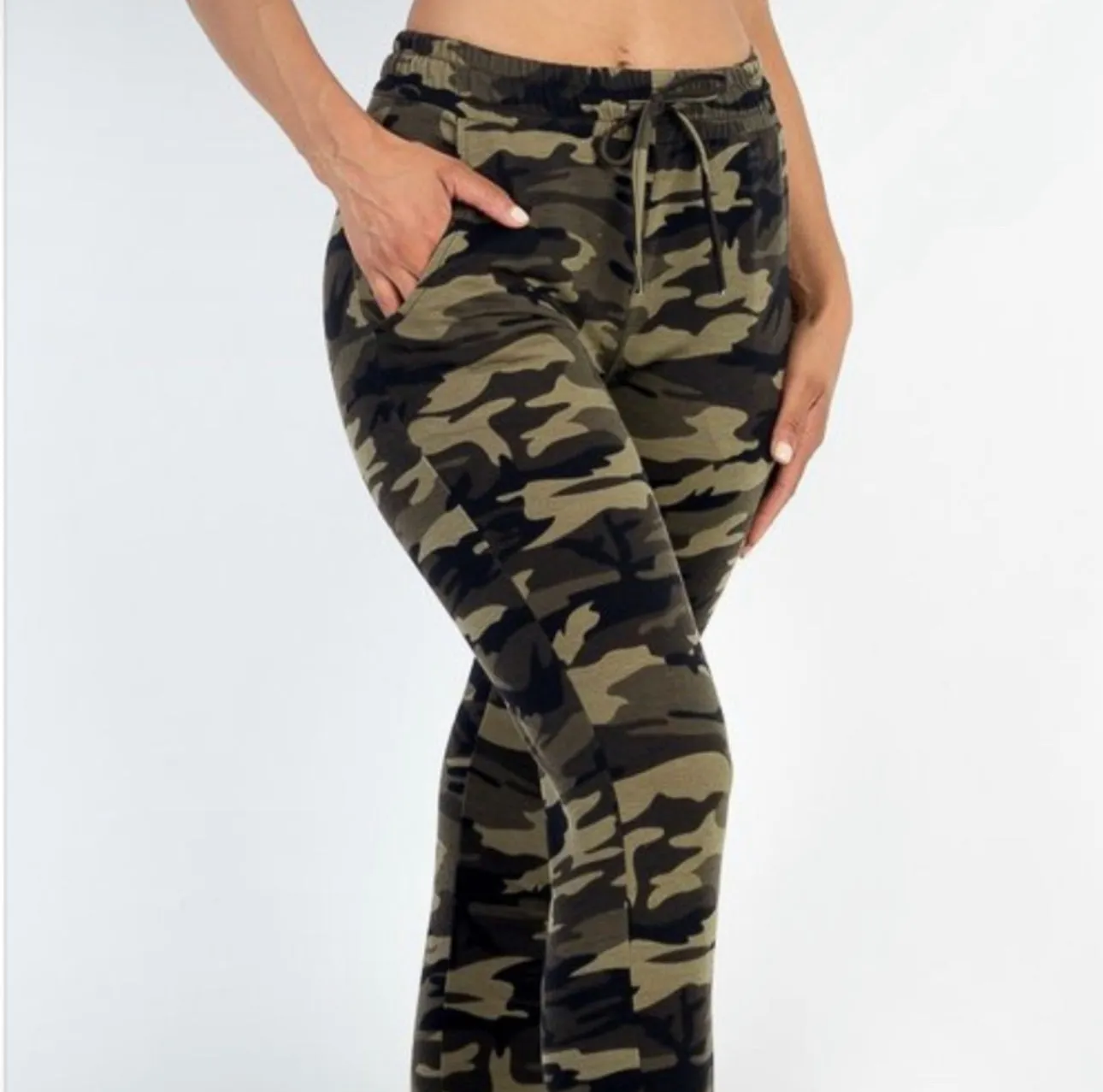 Camo Chic Army Green Camouflage High-Waisted Sweatpants Joggers