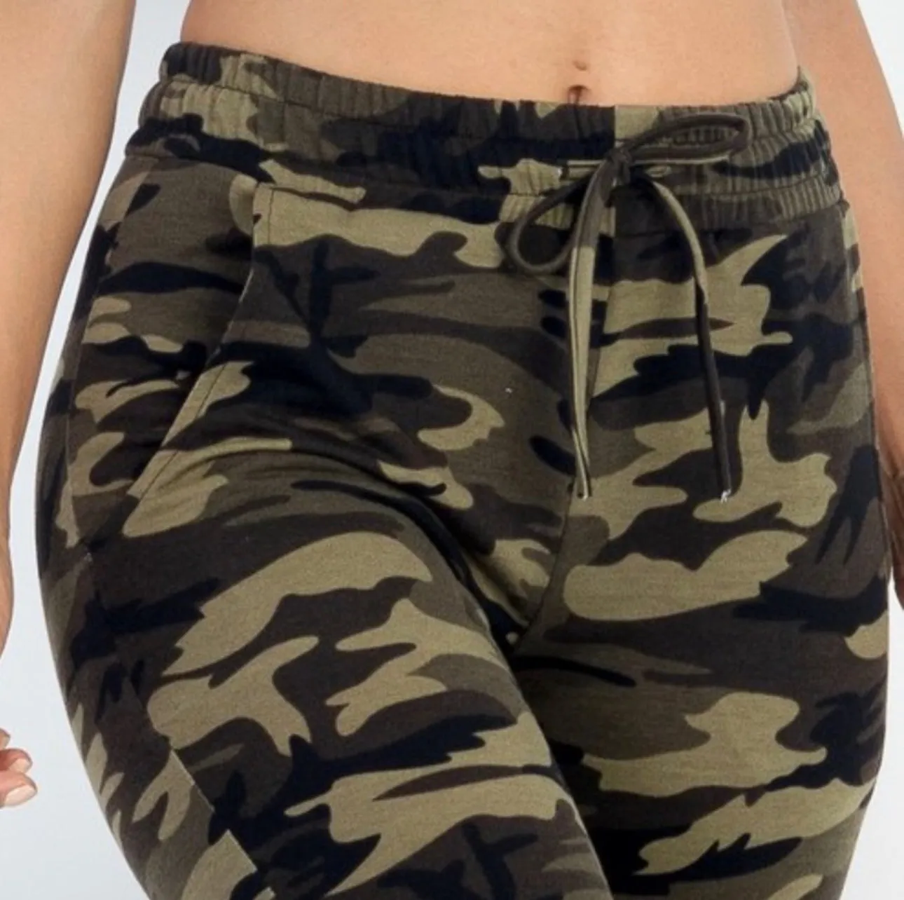 Camo Chic Army Green Camouflage High-Waisted Sweatpants Joggers
