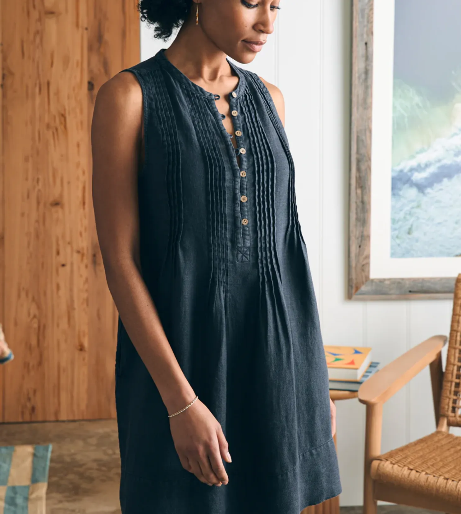 Faherty Women's Isha Dress Washed Black