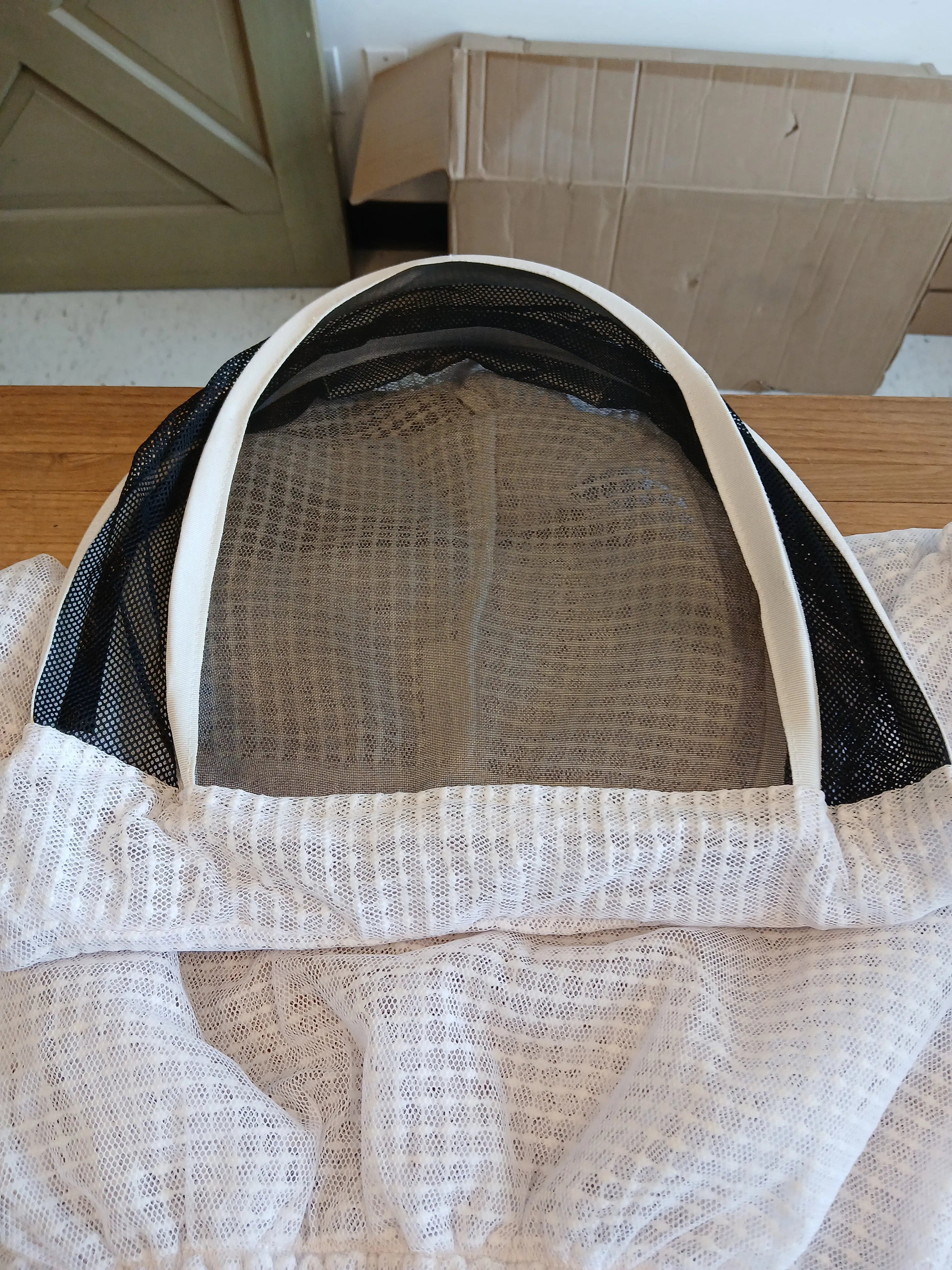 “Stingless” Ventilated Vest and Hood